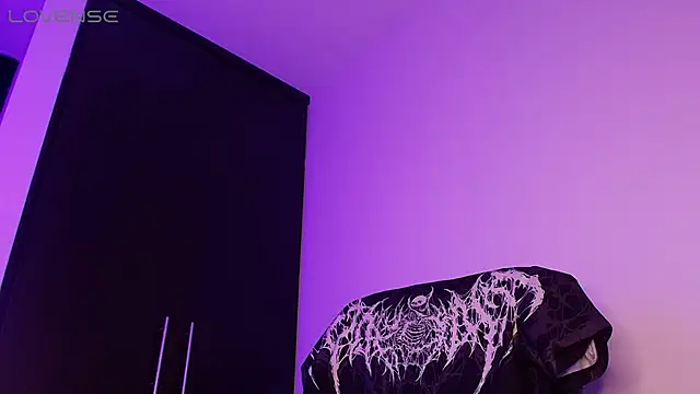 BjornSteel online show from March 15, 2026, 5:47 am