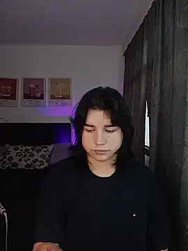 Snapshot of Daniellesins1 chatting on February 4, 2026, 12:22 pm Daniellesins1 online show from February 4, 2026, 12:22 pm