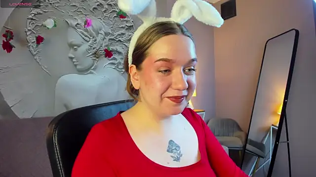 RachelDiRose online show from February 24, 2026, 3:35 pm