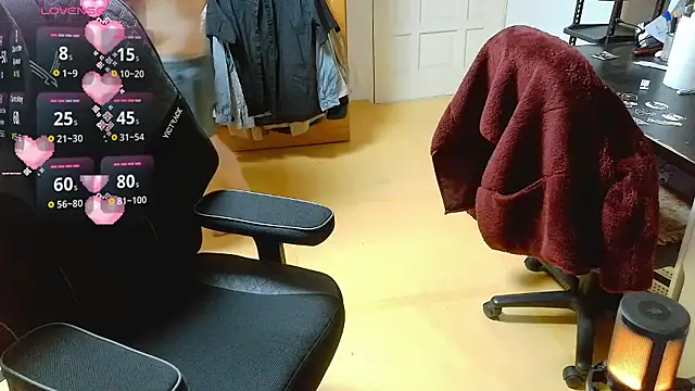 Snapshot of fxckuno chatting on February 5, 2026, 2:35 pm fxckuno online show from February 5, 2026, 2:35 pm