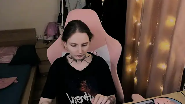 Onyxix online show from March 30, 2026, 8:43 pm