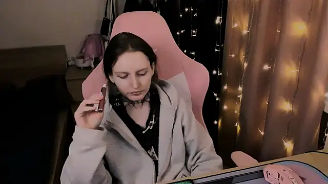 Onyxix online show from April 8, 2026, 7:15 pm