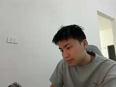 asianvietboy09 online show from April 7, 2026, 2:52 pm