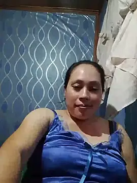 Snapshot of May_Bombs chatting on April 10, 2026, 1:07 pm May Bombs online show from April 10, 2026, 1:07 pm