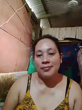 Snapshot of May_Bombs chatting on March 19, 2026, 8:58 am May Bombs online show from March 19, 2026, 8:58 am