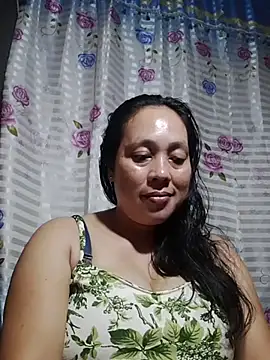 Snapshot of May_Bombs chatting on February 22, 2026, 8:49 am May Bombs online show from February 22, 2026, 8:49 am