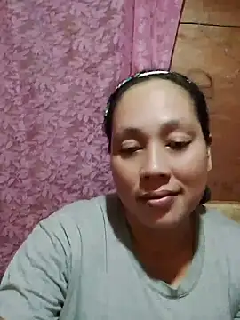 Snapshot of May_Bombs chatting on March 29, 2026, 6:26 am May Bombs online show from March 29, 2026, 6:26 am