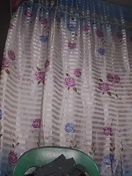 Snapshot of May_Bombs chatting on March 4, 2026, 12:13 pm May Bombs online show from March 4, 2026, 12:13 pm