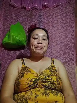 Snapshot of May_Bombs chatting on March 13, 2026, 12:54 pm May Bombs online show from March 13, 2026, 12:54 pm