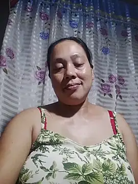 Snapshot of May_Bombs chatting on March 9, 2026, 7:56 am May Bombs online show from March 9, 2026, 7:56 am