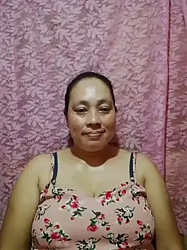 Snapshot of May_Bombs chatting on March 18, 2026, 8:17 am May Bombs online show from March 18, 2026, 8:17 am