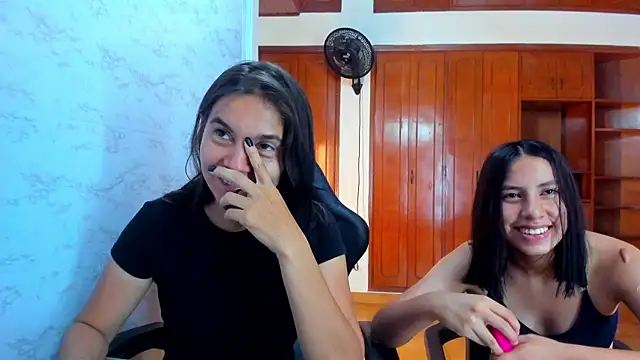 Emily and Soffy online show from March 25, 2026, 12:04 pm