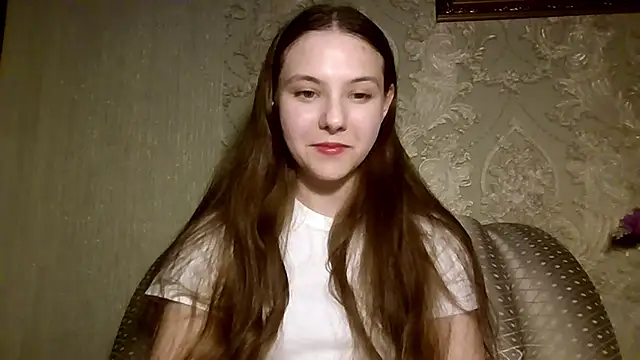 Snapshot of YuniNeko chatting on April 7, 2026, 4:31 pm YuniNeko online show from April 7, 2026, 4:31 pm