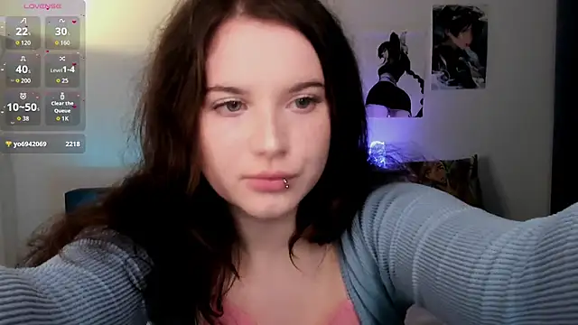 Snapshot of chloe_dashh chatting on February 6, 2026, 8:27 pm chloe dashh online show from February 6, 2026, 8:27 pm