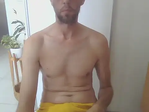 Snapshot of willyhot_hot chatting on February 5, 2026, 2:13 pm willyhot hot online show from February 5, 2026, 2:13 pm