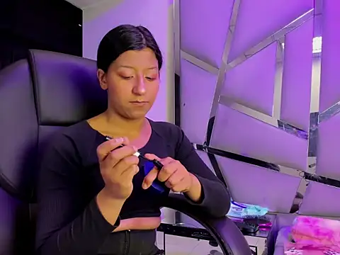 Vaneline2 online show from March 7, 2026, 8:36 pm