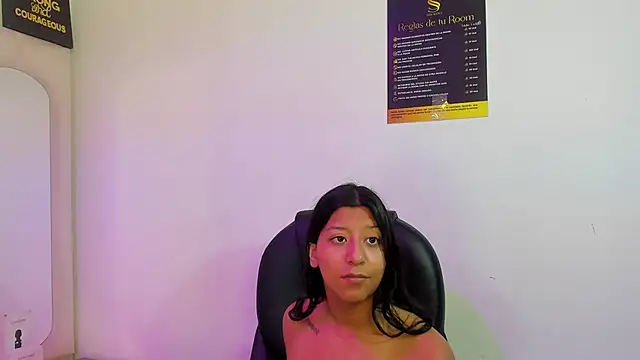 Snapshot of Vaneline2 chatting on April 16, 2026, 4:19 pm Vaneline2 online show from April 16, 2026, 4:19 pm