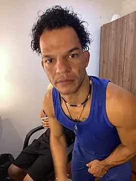 MaxyRyan online show from March 28, 2026, 12:17 pm