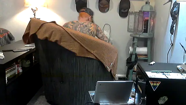 Snapshot of F_D_R_ chatting on March 14, 2026, 8:53 am F D R online show from March 14, 2026, 8:53 am