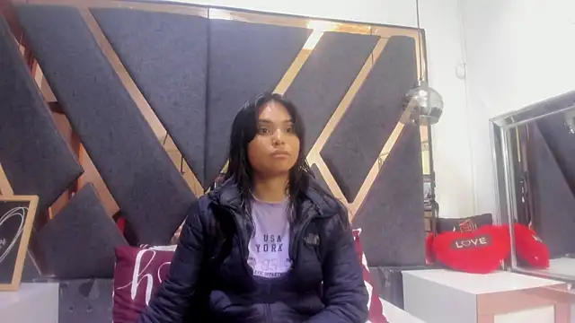 Maggyx online show from July 4, 2026, 2:10 pm
