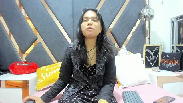 Maggyx online show from February 19, 2026, 1:41 pm