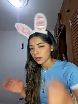  as una77 online show from April 22, 2026, 2:07 am