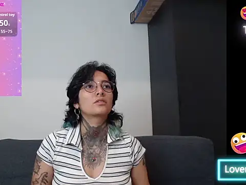 Snapshot of Ivyravens chatting on March 15, 2026, 8:27 pm Ivyravens online show from March 15, 2026, 8:27 pm