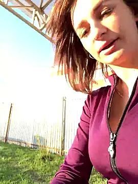 Snapshot of Amy_Amely chatting on April 15, 2026, 2:43 pm Amy Amely online show from April 15, 2026, 2:43 pm