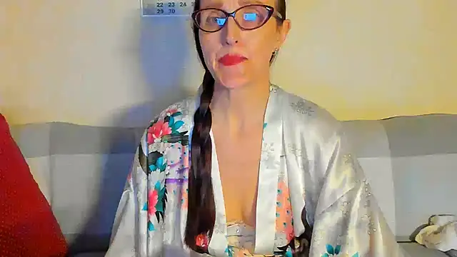 beddable woman online show from May 7, 2026, 7:39 pm