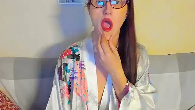 beddable woman online show from May 8, 2026, 8:23 pm