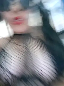 lupitha22 online show from February 24, 2026, 5:52 am