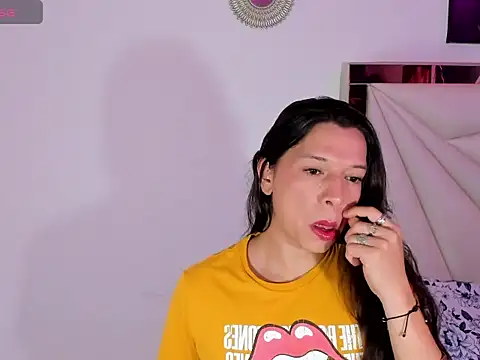 Snapshot of ale-noah chatting on February 18, 2026, 8:55 am ale-noah online show from February 18, 2026, 8:55 am