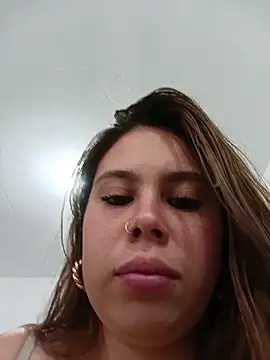 Snapshot of Rouse_24_ chatting on April 16, 2026, 9:39 pm Rouse 24 online show from April 16, 2026, 9:39 pm