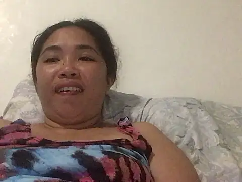 Snapshot of lady_candy85 chatting on February 13, 2026, 7:58 pm lady candy85 online show from February 13, 2026, 7:58 pm