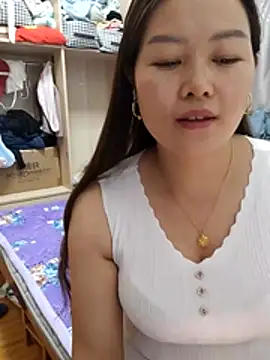Jennie dogy online show from April 23, 2026, 6:31 am