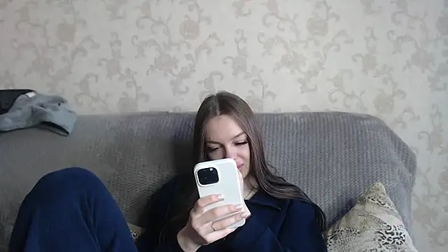 Snapshot of CandyGyrl chatting on April 9, 2026, 1:07 am CandyGyrl online show from April 9, 2026, 1:07 am