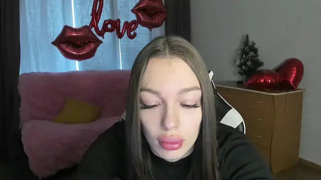 Snapshot of CandyGyrl chatting on March 24, 2026, 1:05 am CandyGyrl online show from March 24, 2026, 1:05 am