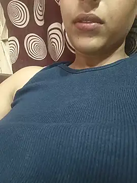 komalsharma99 online show from June 4, 2026, 6:07 am