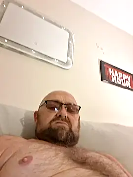 Snapshot of ldhurstII chatting on April 6, 2026, 5:41 am ldhurstII online show from April 6, 2026, 5:41 am