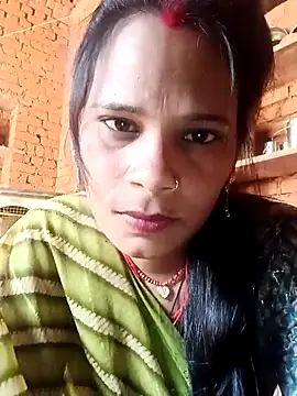 Snapshot of Hot_ree64 chatting on April 11, 2026, 10:30 am Hot ree64 online show from April 11, 2026, 10:30 am