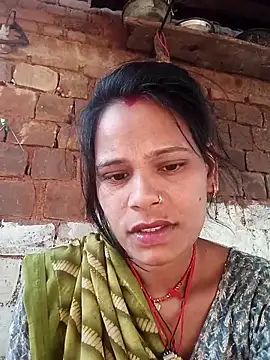 Snapshot of Hot_ree64 chatting on April 12, 2026, 2:15 am Hot ree64 online show from April 12, 2026, 2:15 am