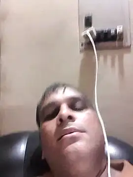 Snapshot of indiandesivillegeboy chatting on June 3, 2026, 6:14 am indiandesivillegeboy online show from June 3, 2026, 6:14 am