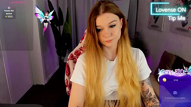 Amy Davisss online show from May 15, 2026, 1:03 am