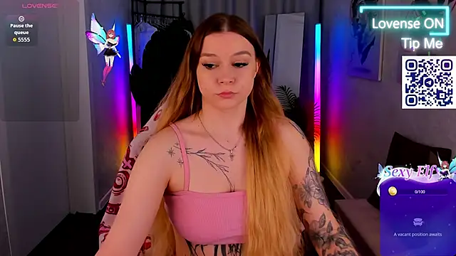 Amy Davisss online show from May 22, 2026, 1:03 am