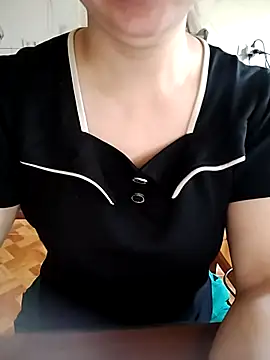 Snapshot of LiilyZi chatting on March 30, 2026, 3:08 am LiilyZi online show from March 30, 2026, 3:08 am