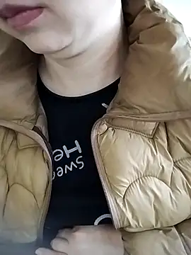 Snapshot of LiilyZi chatting on March 19, 2026, 12:54 am LiilyZi online show from March 19, 2026, 12:54 am