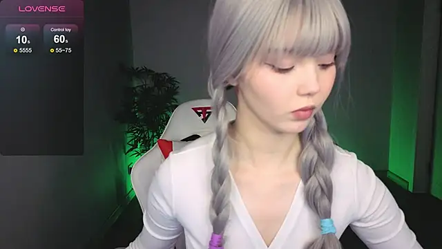 Snapshot of PONKY_PINKY chatting on May 5, 2026, 2:36 am PONKY PINKY online show from May 5, 2026, 2:36 am