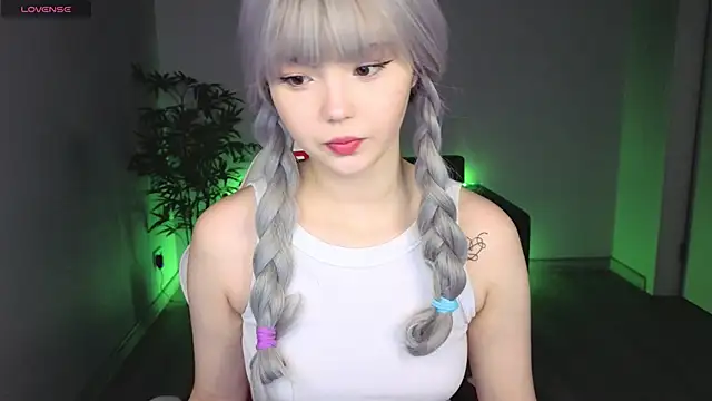 Snapshot of PONKY_PINKY chatting on May 9, 2026, 3:43 am PONKY PINKY online show from May 9, 2026, 3:43 am