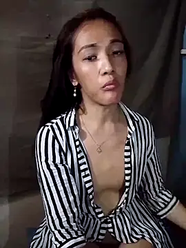 Snapshot of GeorginaLove09 chatting on April 5, 2026, 4:08 am GeorginaLove09 online show from April 5, 2026, 4:08 am