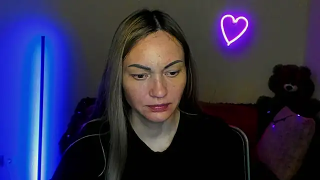 BlondMikey22 online show from May 19, 2026, 11:28 am